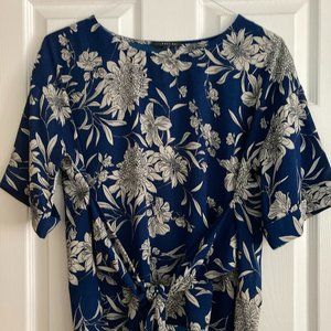 West Kei Top w/ Tie